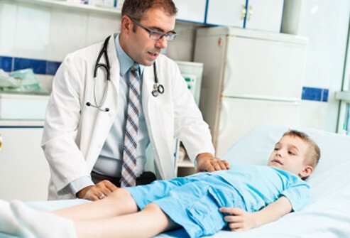 Stomach discomfort in the middle of the abdomen may be less concerning than pain in other abdominal areas. 