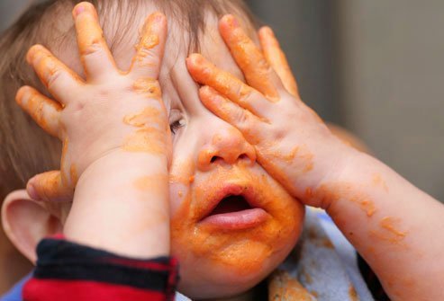 Research shows that babies learn from making messes of their meals.