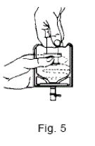 Pull the inner cap from the drug vial - Illustration