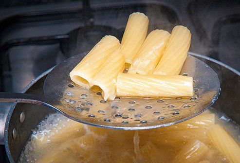 Overcooked pasta gets mushy and has a higher glycemic index (GI), which means your body absorbs the carbs faster.