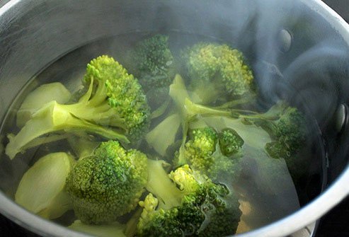 To add flavor, dress up steamed broccoli with a little olive oil, sea salt, and lemon juice.