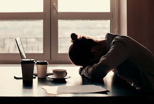 You can do simple things to get through your day more easily after a bad night's sleep. 