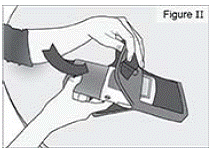 Insert the pump into the carrying bag - Illustration