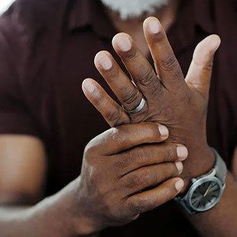 12 Early Signs of Arthritis in Hands
