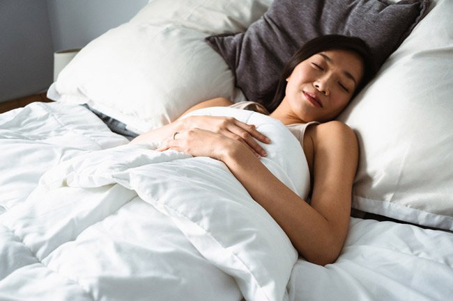 Use high-thread count cotton sheets, which will be less irritating to your skin. 