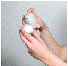 Dispense EVOCLIN Foam into clear cap - Illustration
