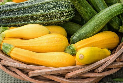 Summer squash contains several nutrients for healthy eyes.