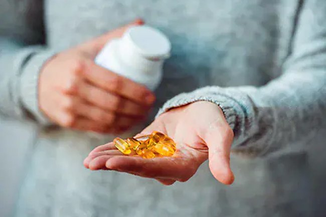 Eating foods high in omega-3s may confer more benefits for your heart than fish oil supplements. 