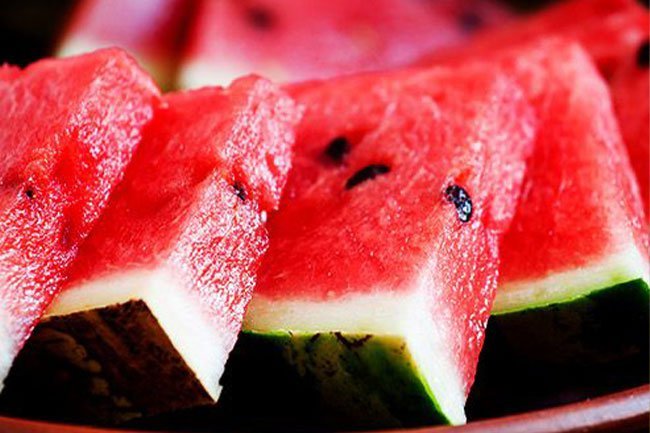 Like tomatoes, watermelon is rich in lycopene and it has a high water content to help you stay hydrated. 