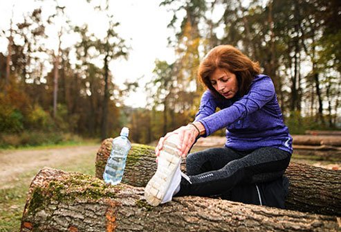 Generally, women need about 11.5 cups of water a day, and men 15.5 cups.