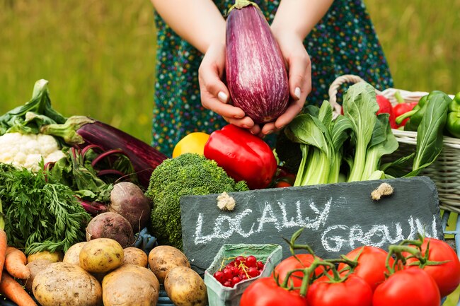Choose locally grown food that hasn't been processed as often as possible. 