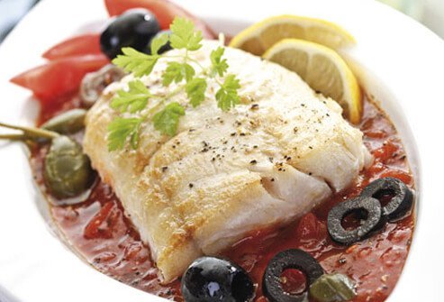 Eating a mostly vegetarian diet with some fish, poultry, and whole grains may help keep your heart healthy.