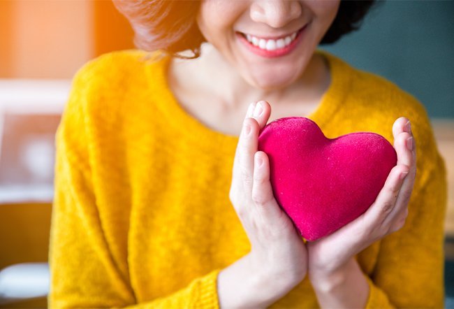 Your heart pumps blood throughout your body. You can tell if your heart is healthy by taking 10,000 steps per day and having good blood pressure, BMI, cholesterol and blood sugar numbers.