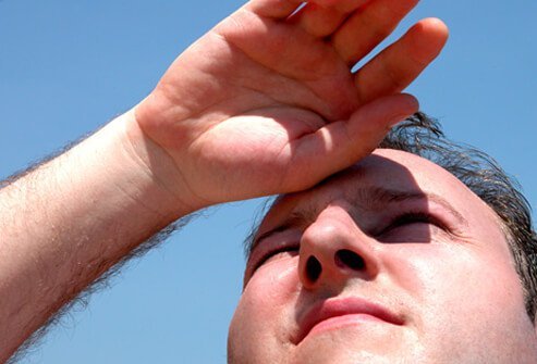 Heat rash can be caused by various factors including creases in the skin, tight or heavy clothing, heavy creams and lotions, and the side effect of medications.