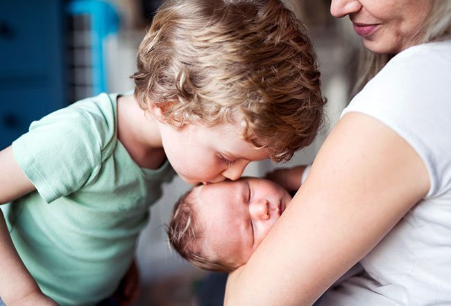 how long should a newborn stay home