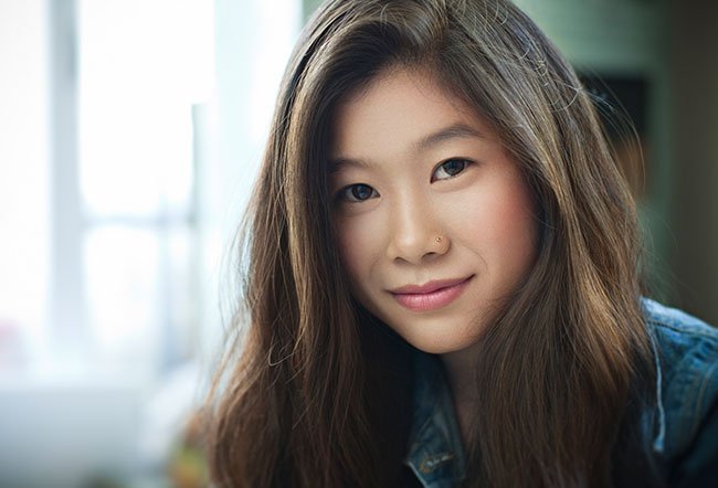 Your 16-year-old daughter is becoming more independent. Deal with your 16-year-old daughter by giving her more independence, connecting with her, being emotionally available and using other supportive strategies. 