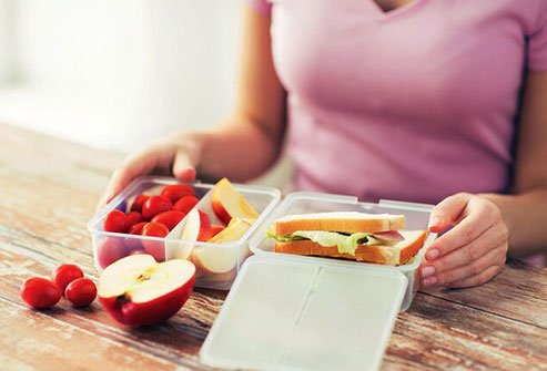 Packing lunch the night beforehand guarantees you'll have something nutritious on hand during the day. 