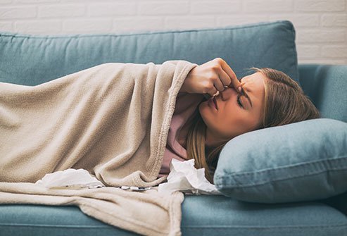 Sinus infections (sinusitis) are usually caused by a bacterial infection that causes your sinuses to swell up. Several home remedies and treatments that you can try are nasal irrigation, steam therapy, drinkng lots of water, warm compresses, rest, sleeping elevated, and humidifiers. Sinus infections (sinusitis) are usually caused by a bacterial infection that causes your sinuses to swell up. Several home remedies and treatments that you can try are nasal irrigation, steam therapy, drinkng lots of water, warm compresses, rest, sleeping elevated, and humidifiers.