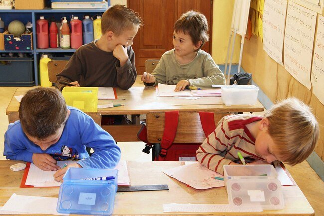 Children who are left-handed may be more likely to suffer from ADHD symptoms and dyslexia. 