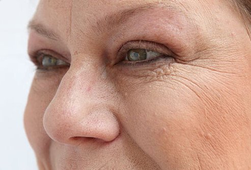 Apply cream foundation sparingly over clean, moisturized, primed skin for best results. 