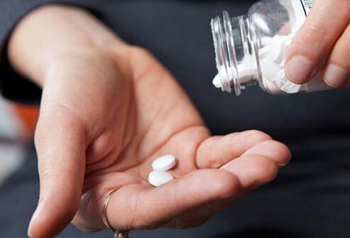 A wide range of medications is used to treat both acute and chronic low back pain.