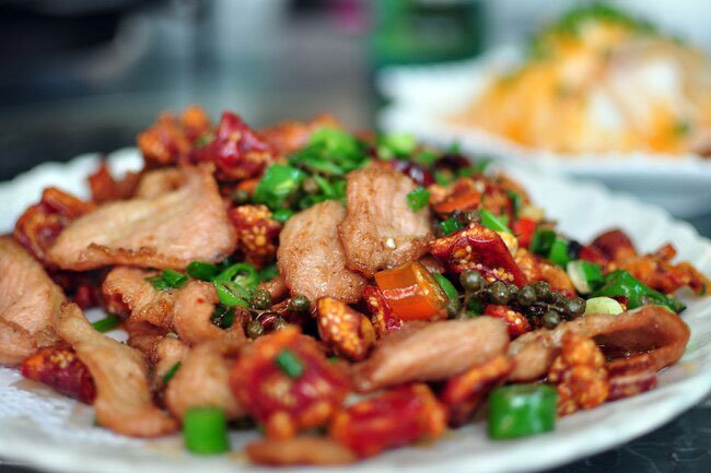 American Chinese food is known for lots of carb-heavy sauces.