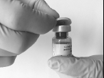 Remove the Flip-Off button from the top of the vial - Illustration