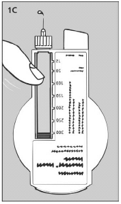 See if a drop of insulin appears at the needle tip - Illustration