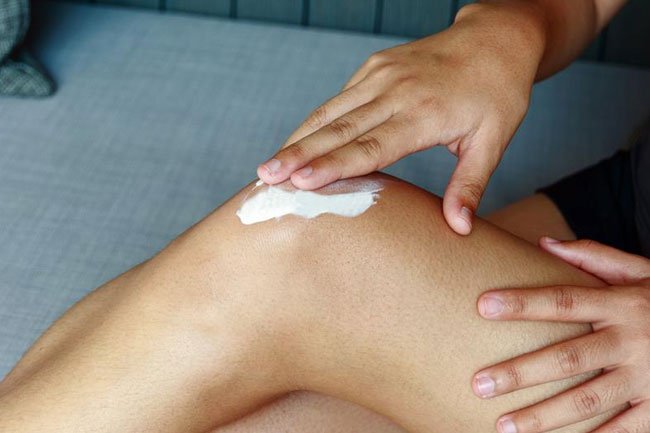 Pain-relieving creams or sprays can also help when applied directly to the sore area.