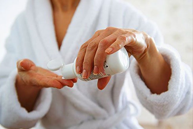 Use heavier creams and moisturize skin after you get out of the shower to hydrate dry skin. 