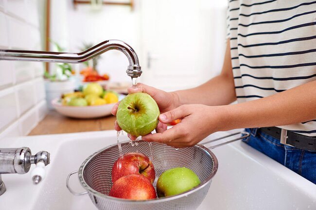 That's where apples store two-thirds of the fiber that keeps your digestive system on track.