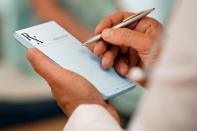 Sexually transmitted infections may lead to discharge that causes urine to have an odor.