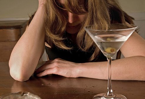 Quitting smoking and decreasing your consumption of alcoholic and caffeinated beverages may help prevent tinnitus.