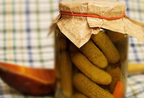 Naturally fermented pickles, the type in which vinegar is not used in the pickling process, are rich sources of good bacteria.