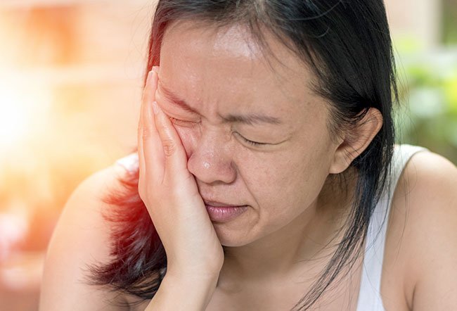 Several nerves and muscles control jaw movement. Several nerves and muscles control jaw movement.
