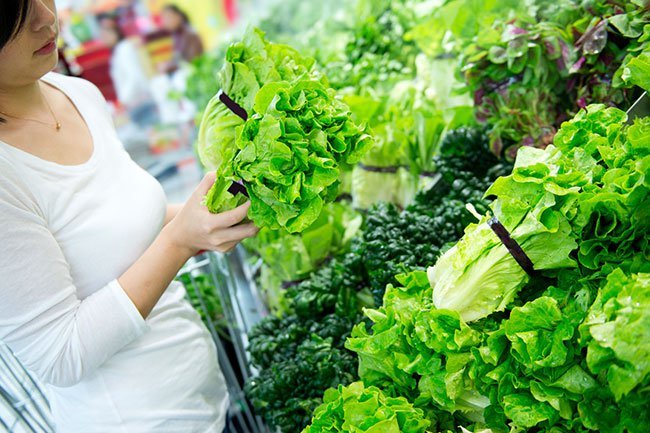 There are many calcium-rich vegetables that you can include in your daily diet.