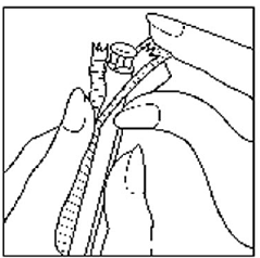Separate the plastic wrap and remove the
applicator from the plastic wrap - Illustration